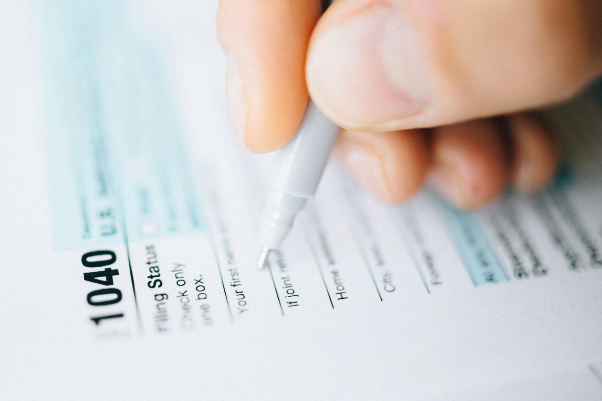 What’s the Difference Between a CPA and a Tax Attorney?